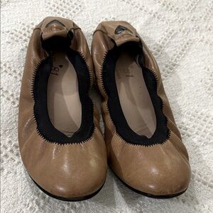 FERCA 81 Ballet Flat Shoes Leather Upper/Sole Size 37 US 6 Made in ITALY‎